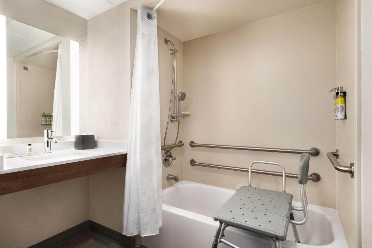Holiday Inn Florence By Ihg Екстер'єр фото